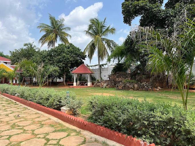 Enjoy a family retreat at SS Farmhouse in Katanayakanapura