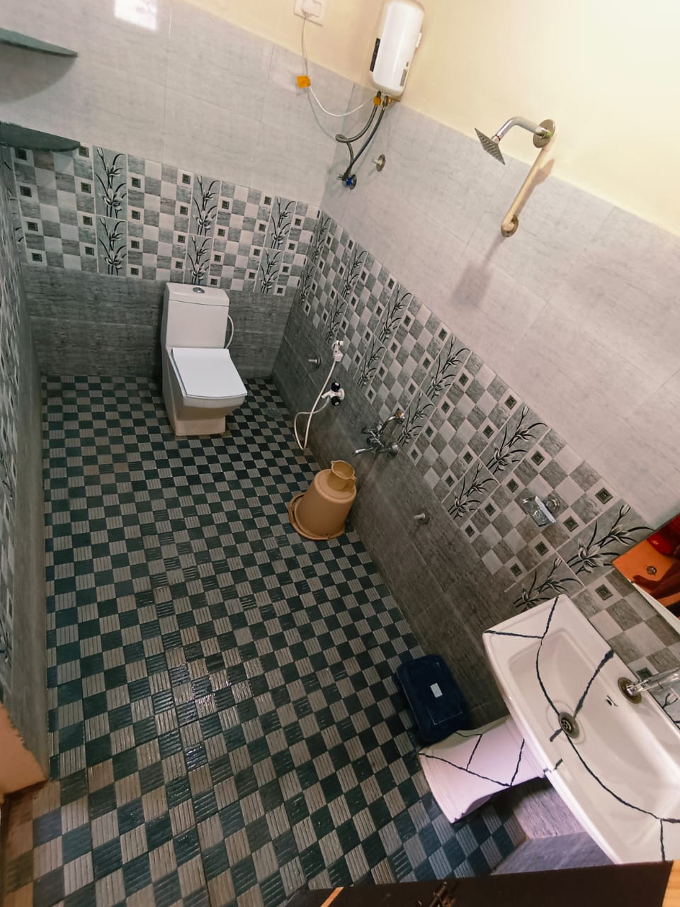 Your gateway to New Hampi: Veeru Homestay